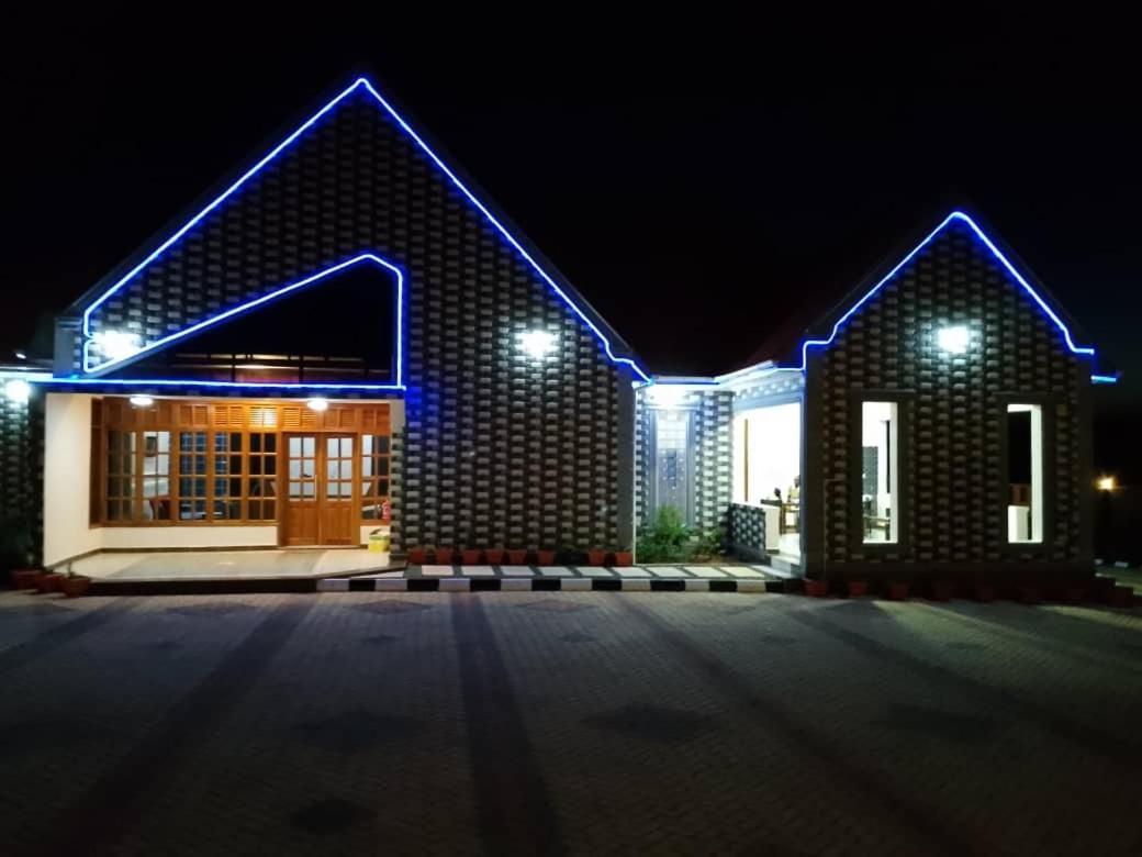 Space Lodge And Tours Muleba Luaran gambar